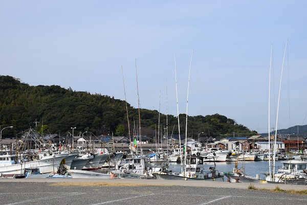 福岡糸島牡蠣小屋・深江漁港