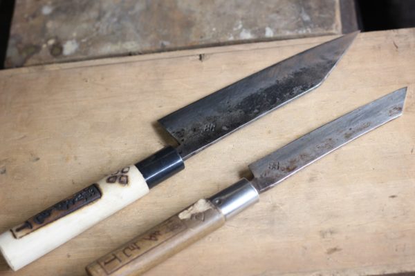 博多包丁 大庭鍛冶工場　未使用品種類包丁ナイフ